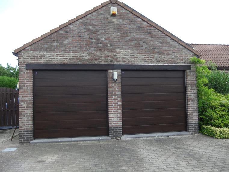 Hörmann - Klassieke garagepoort M-profilering Houtlook, uit staal