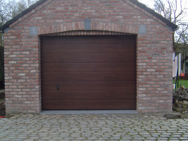 Hörmann - Klassieke garagepoort M-profilering Houtlook, uit staal