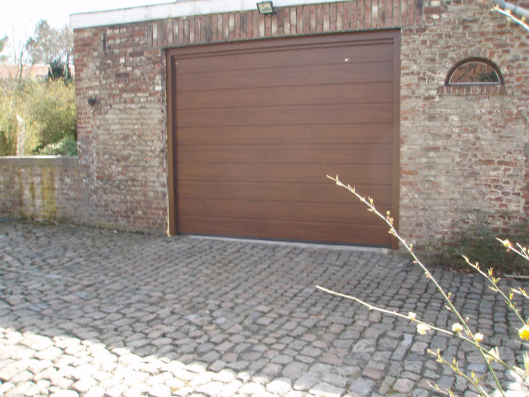 Hörmann - Klassieke garagepoort S-profilering Houtlook, uit staal