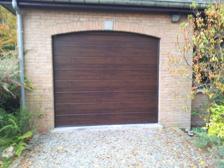 Hörmann - Klassieke garagepoort M-profilering Houtlook, uit staal