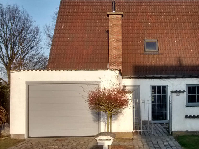 Hörmann - Klassieke garagepoort M-profilering Houtlook, uit staal