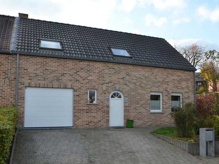Hörmann - Klassieke garagepoort M-profilering Wit, uit staal