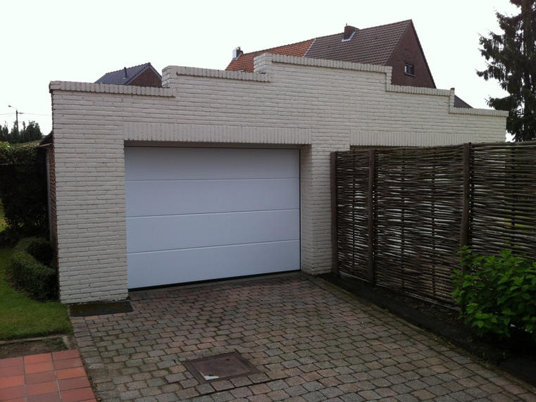 Hörmann - Klassieke garagepoort L-profilering Wit, uit staal