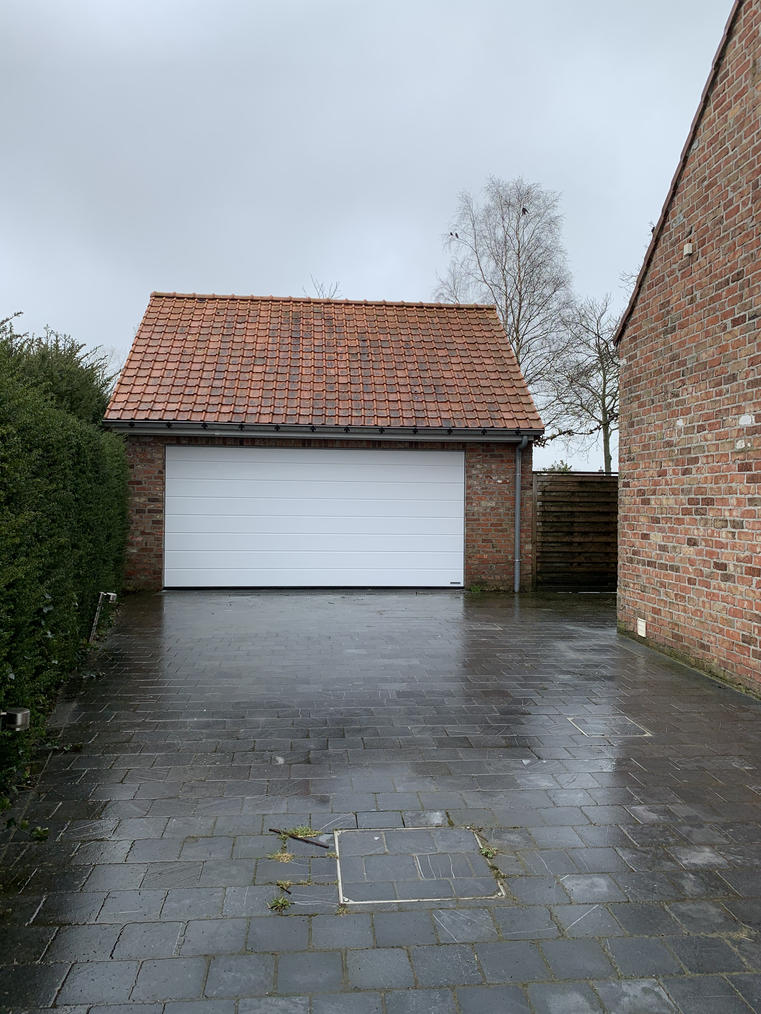 Hörmann - Klassieke garagepoort M-profilering Wit, uit staal