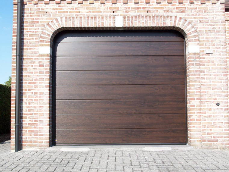 Hörmann - Klassieke garagepoort M-profilering Houtlook, uit staal