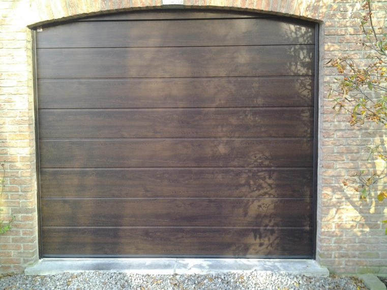 Hörmann - Klassieke garagepoort M-profilering Houtlook, uit staal