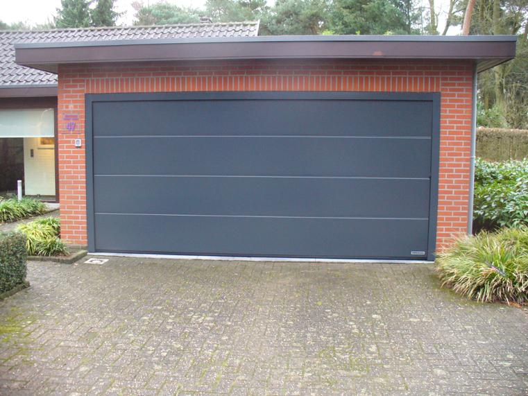 Hörmann - Klassieke garagepoort L-profilering Grijs, uit staal