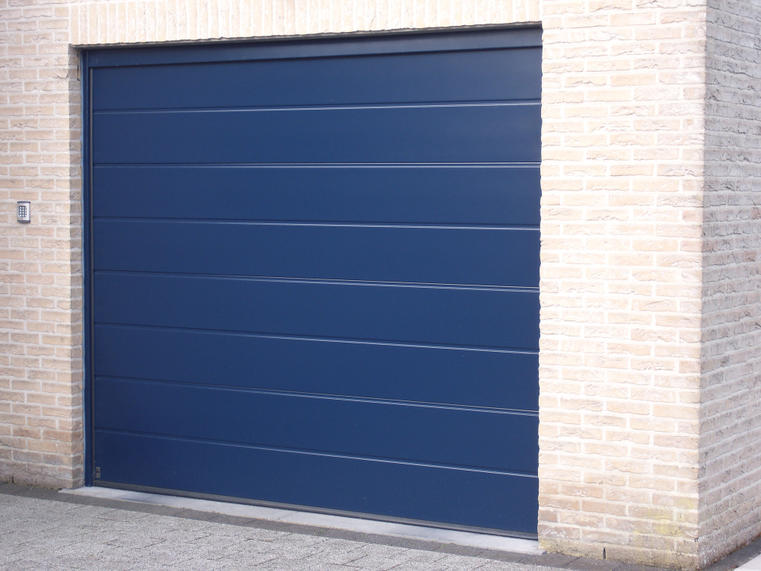 Hörmann - Klassieke garagepoort M-profilering Blauw, uit staal