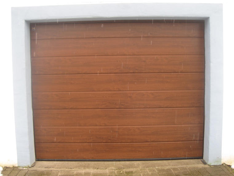 Hörmann - Klassieke garagepoort M-profilering Houtlook, uit staal