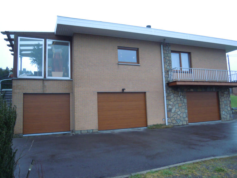 Hörmann - Klassieke garagepoort M-profilering Houtlook, uit staal