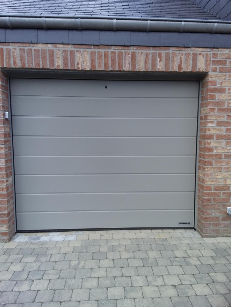 Hörmann - Landelijke garagepoort M-profilering Grijs, uit staal