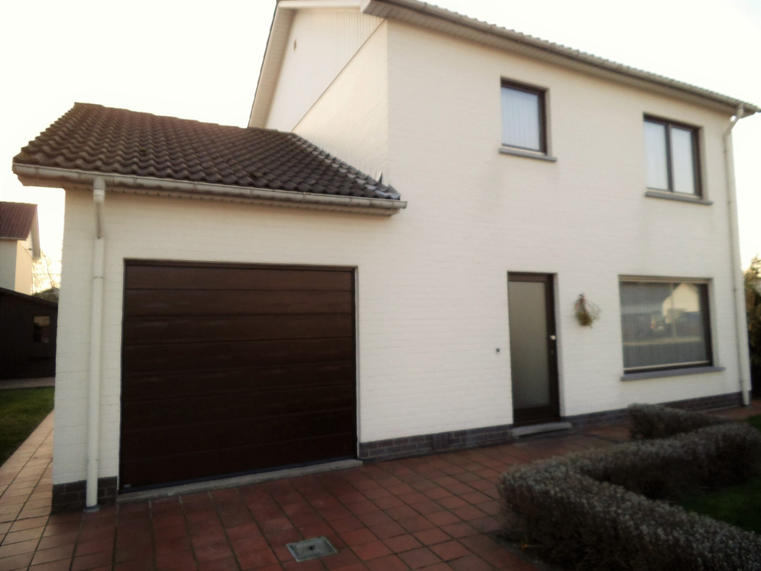 Hörmann - Klassieke garagepoort M-profilering Houtlook, uit staal