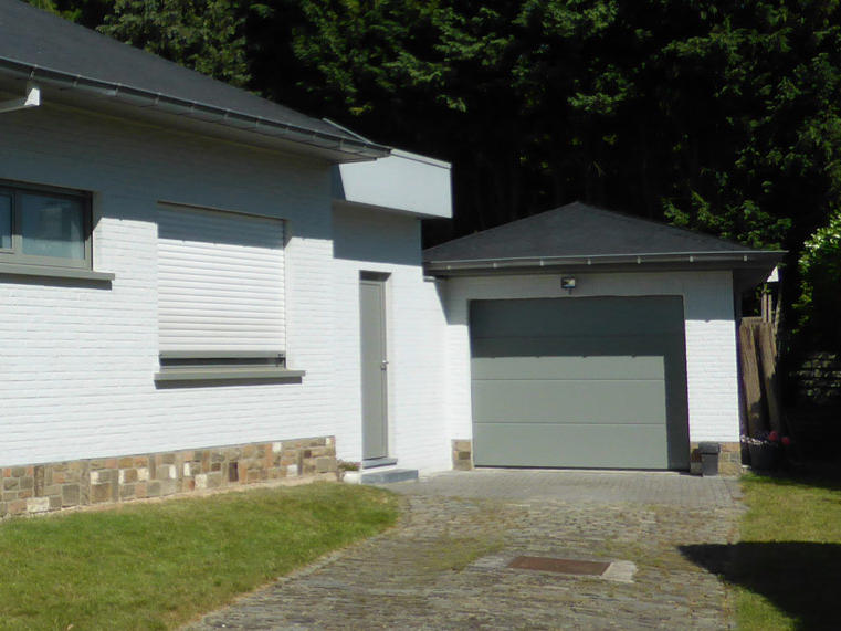 Hörmann - Klassieke garagepoort L-profilering Grijs, uit staal
