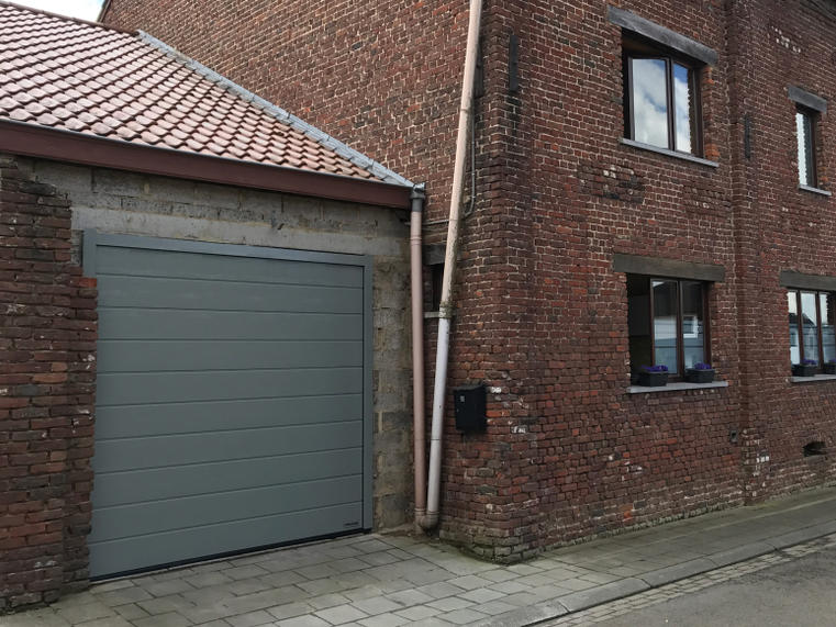 Hörmann - Klassieke garagepoort S-profilering Grijs, uit staal