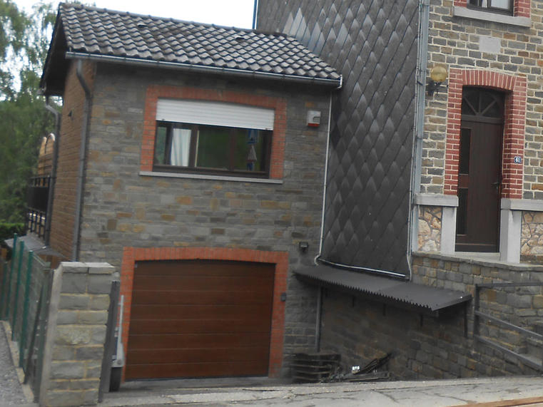 Hörmann - Klassieke garagepoort M-profilering Houtlook, uit staal