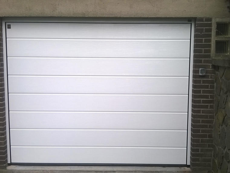 Hörmann - Porte de garage classique Rainures-M Blanc, en acier