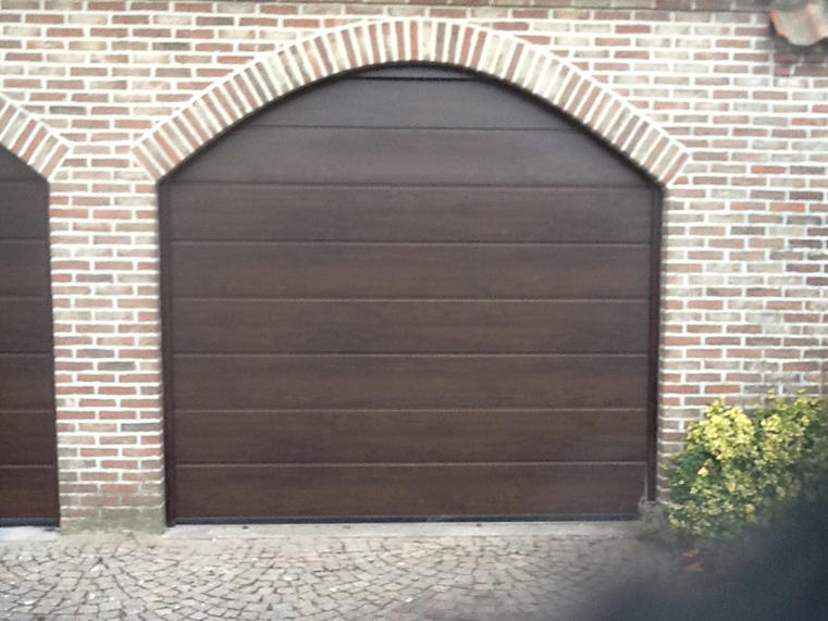 Hörmann - Klassieke garagepoort M-profilering Houtlook, uit staal