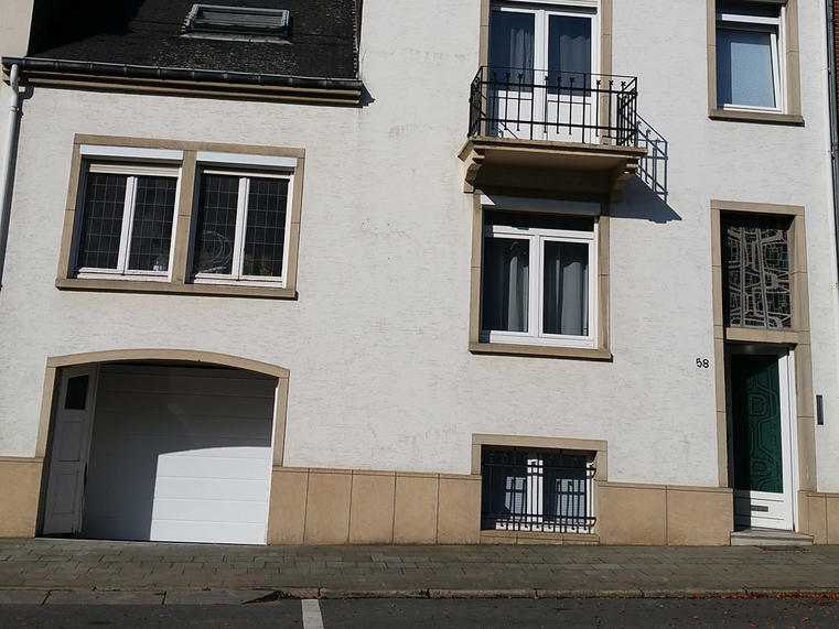 Hörmann - Klassieke garagepoort M-profilering Wit, uit staal