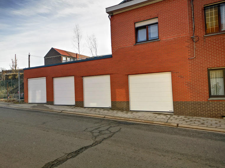 Hörmann - Klassieke garagepoort M-profilering Wit, uit staal