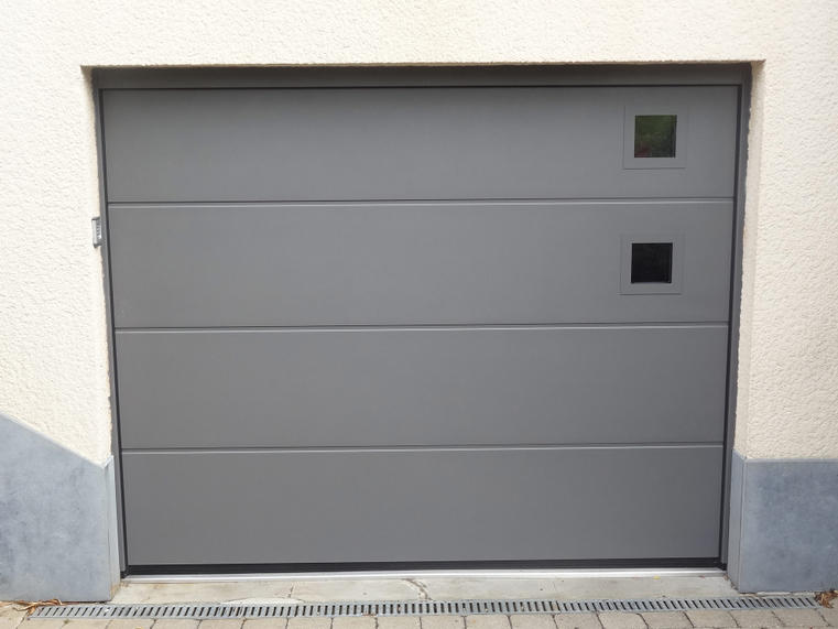 Hörmann - Klassieke garagepoort L-profilering Grijs, uit staal