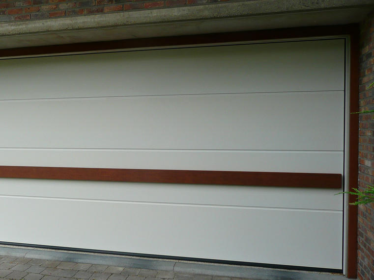 Hörmann - Klassieke garagepoort L-profilering Wit, uit staal