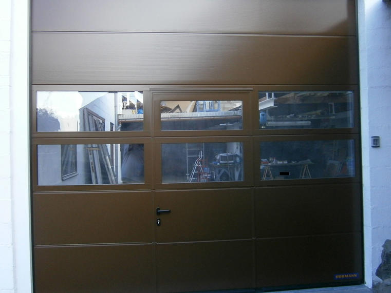 Hörmann - Klassieke garagepoort L-profilering Houtlook, uit staal