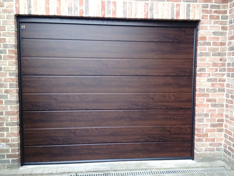 Hörmann - Klassieke garagepoort M-profilering Houtlook, uit staal