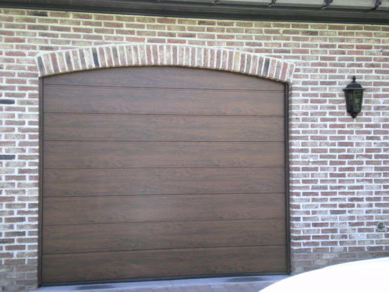 Hörmann - Klassieke garagepoort M-profilering Houtlook, uit staal