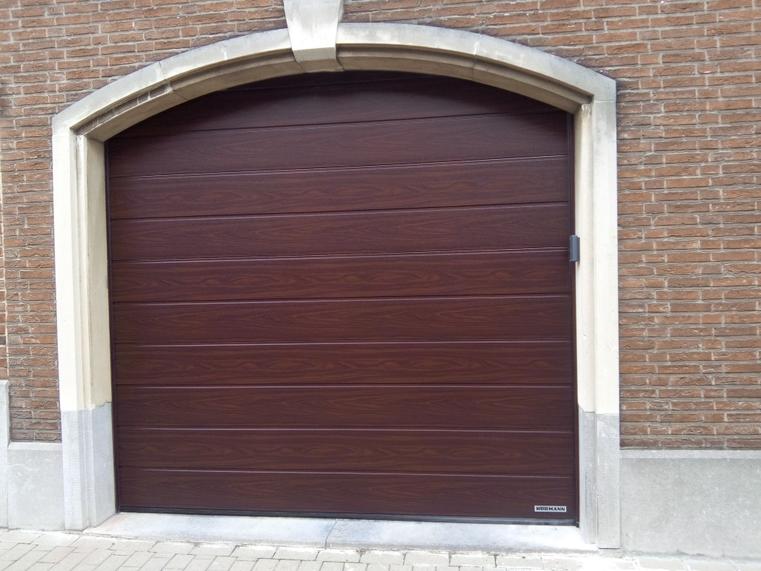 Hörmann - Klassieke garagepoort M-profilering Houtlook, uit staal