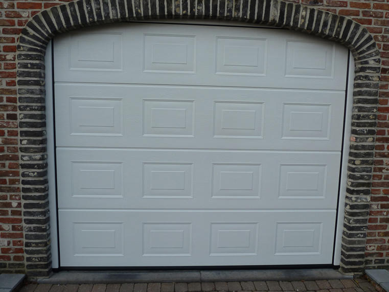 Hörmann - Klassieke garagepoort Casette Wit, uit staal