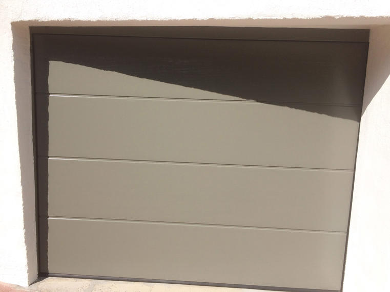 Hörmann - Klassieke garagepoort L-profilering Grijs, uit staal
