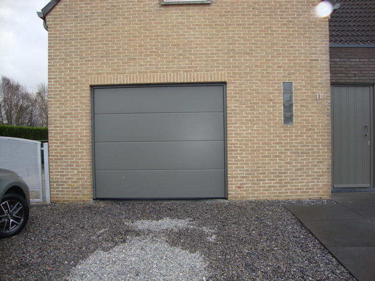 Hörmann - Klassieke garagepoort M-profilering Grijs, uit staal