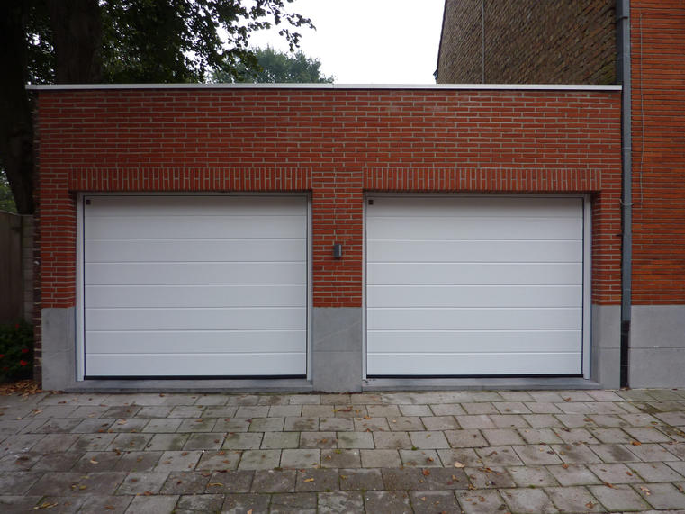 Hörmann - Klassieke garagepoort M-profilering Wit, uit staal
