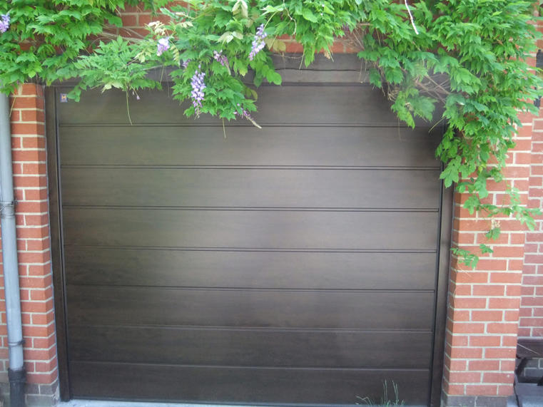 Hörmann - Klassieke garagepoort M-profilering Houtlook, uit staal
