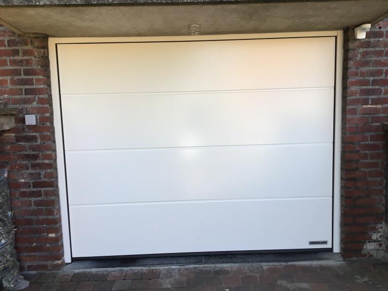 Hörmann - Klassieke garagepoort L-profilering Wit, uit staal