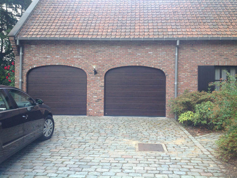 Hörmann - Klassieke garagepoort M-profilering Houtlook, uit staal