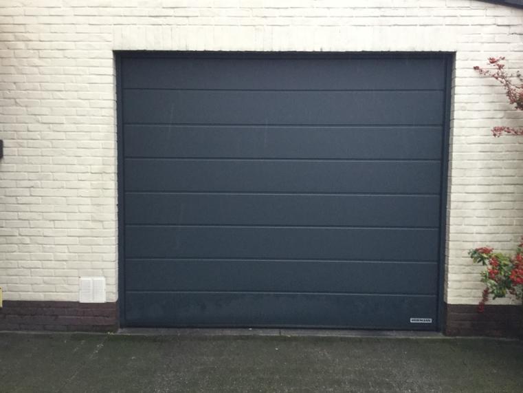 Hörmann - Klassieke garagepoort M-profilering Grijs, uit staal