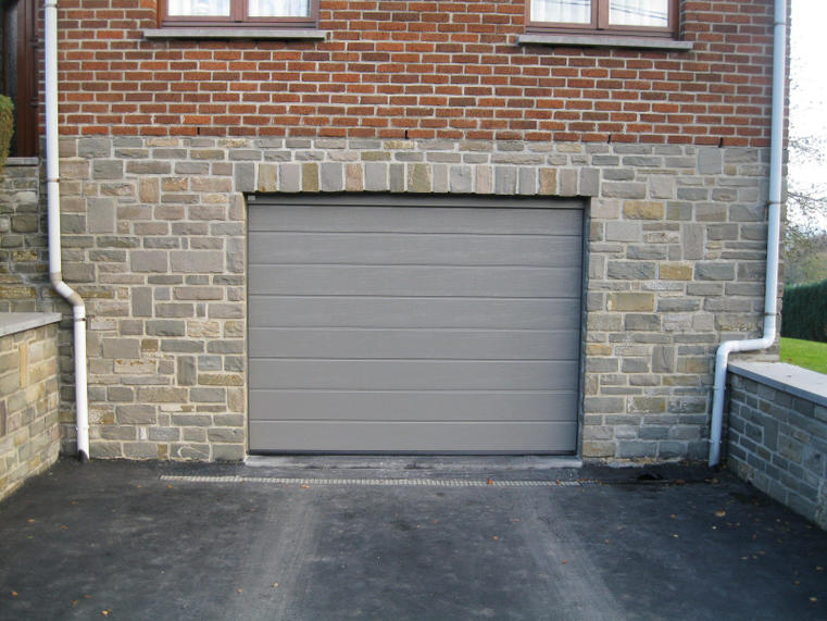 Hörmann - Klassieke garagepoort M-profilering Grijs, uit staal