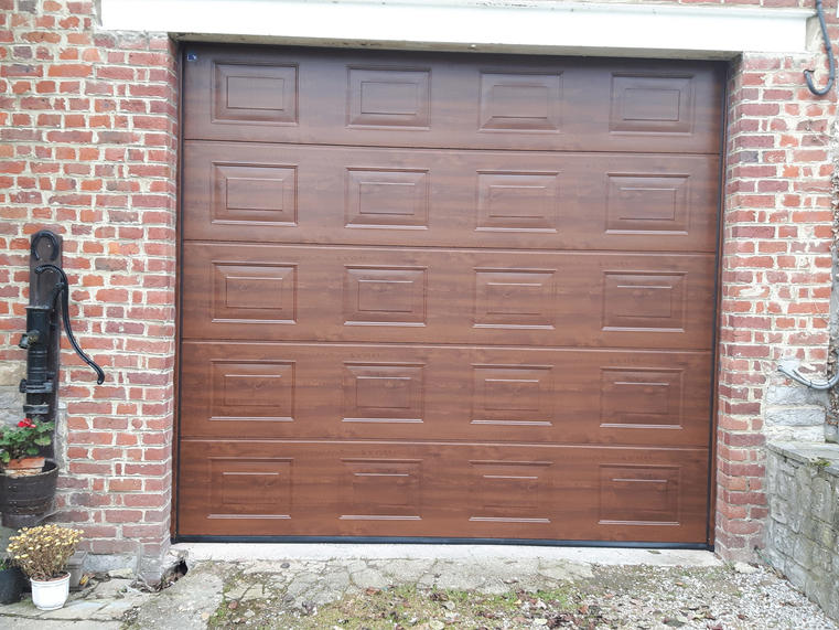 Hörmann - Klassieke garagepoort Casette Houtlook, uit staal