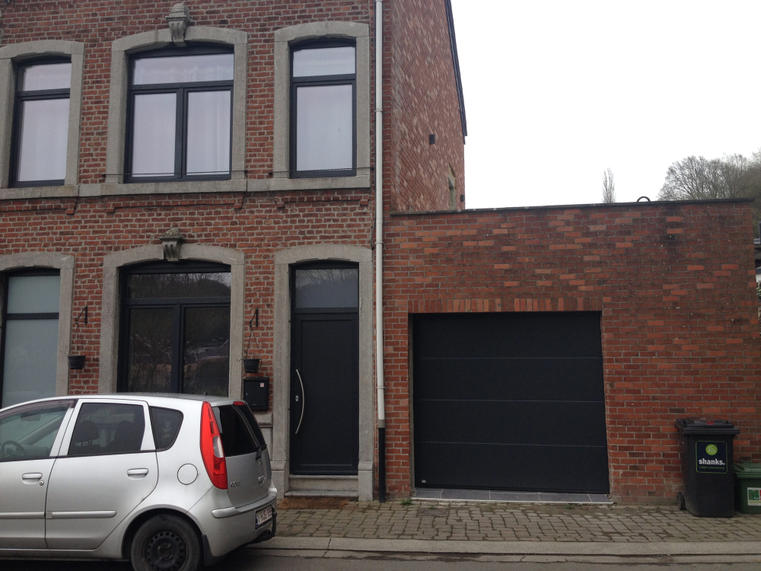 Hörmann - Klassieke garagepoort L-profilering Zwart, uit staal