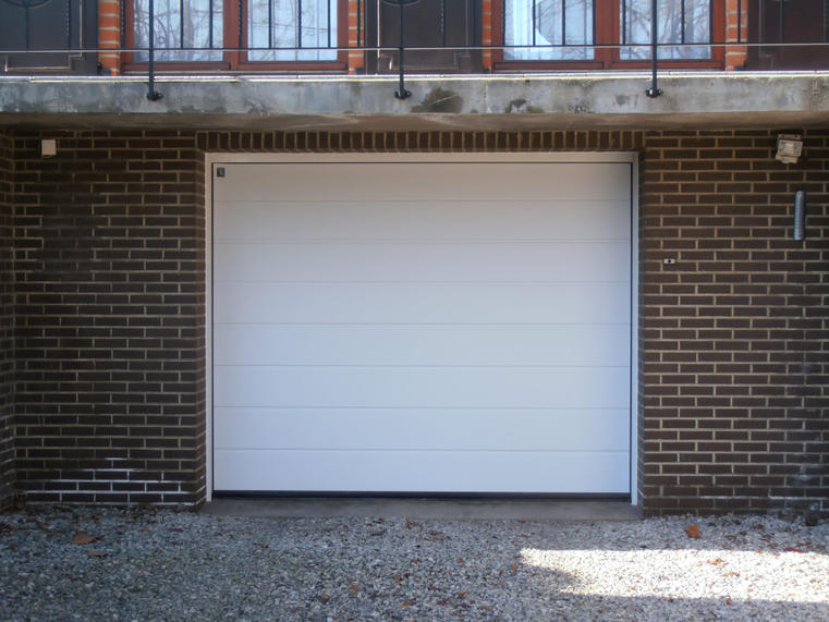 Hörmann - Klassieke garagepoort M-profilering Wit, uit staal
