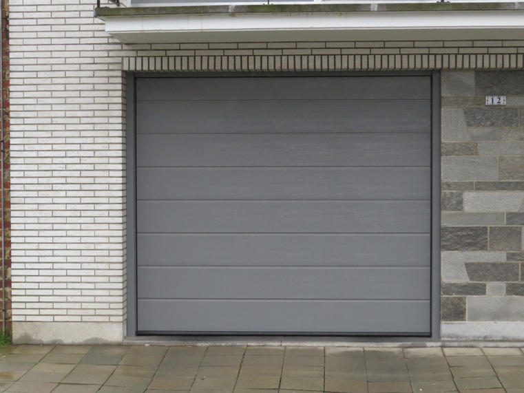 Hörmann - Klassieke garagepoort M-profilering Grijs, uit staal