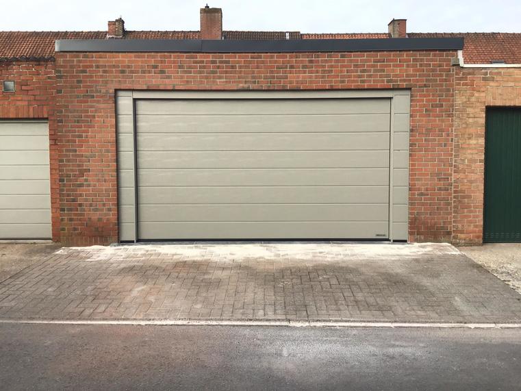 Hörmann - Klassieke garagepoort M-profilering Grijs, uit staal