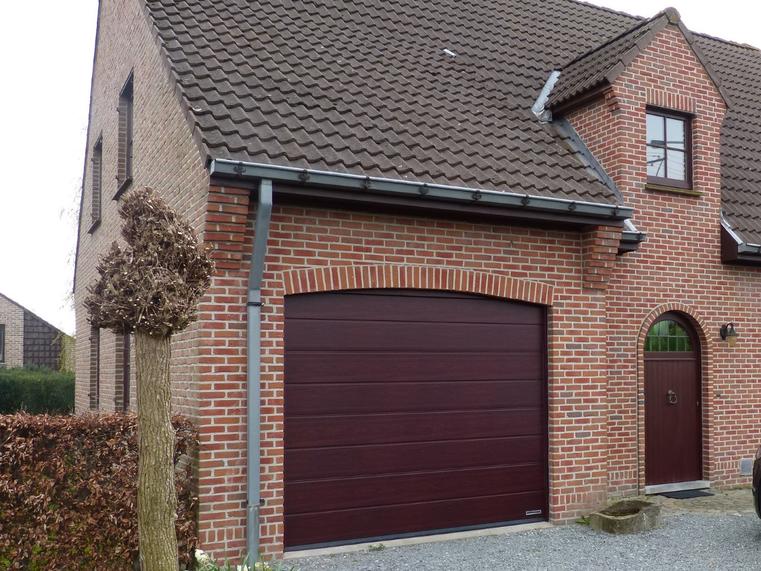 Hörmann - Klassieke garagepoort M-profilering Houtlook, uit staal