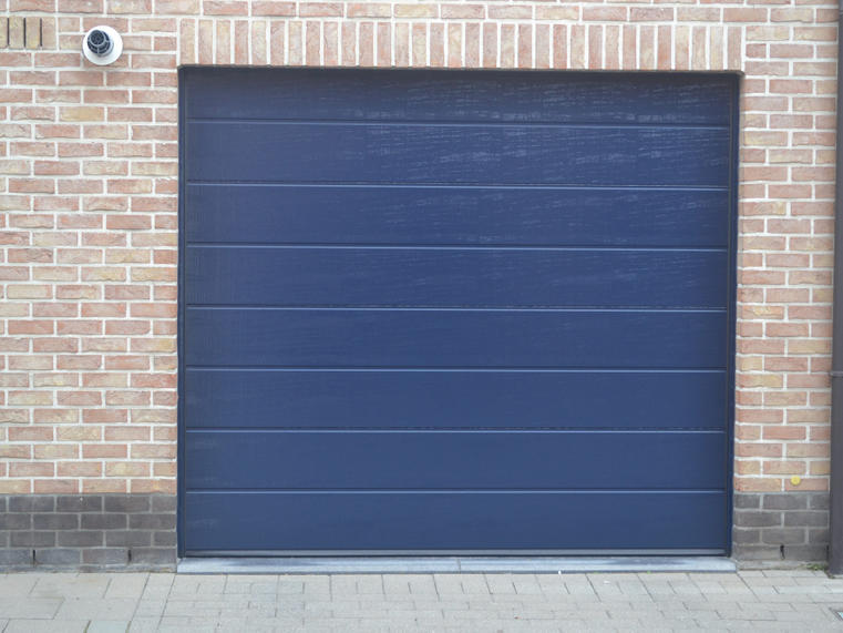 Hörmann - Porte de garage moderne Rainures-M Bleu, en acier