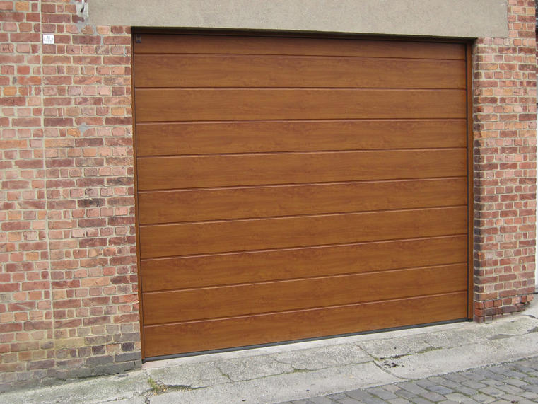 Hörmann - Klassieke garagepoort M-profilering Houtlook, uit staal