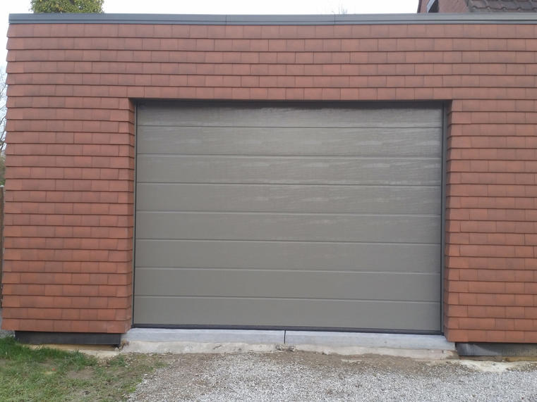 Hörmann - Klassieke garagepoort M-profilering Grijs, uit staal