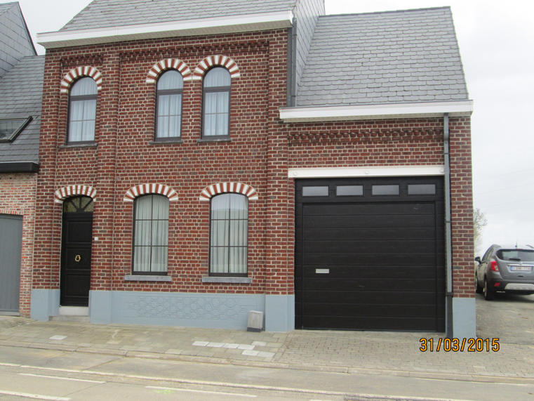 Hörmann - Klassieke garagepoort M-profilering Bruin, uit staal
