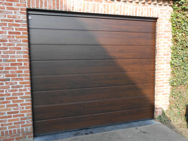 Hörmann - Klassieke garagepoort M-profilering Houtlook, uit staal
