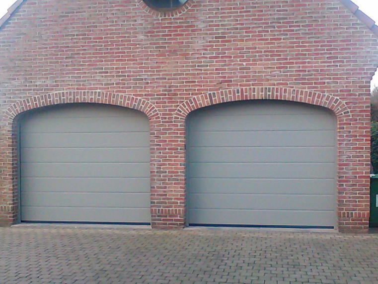 Hörmann - Klassieke garagepoort M-profilering Grijs, uit staal
